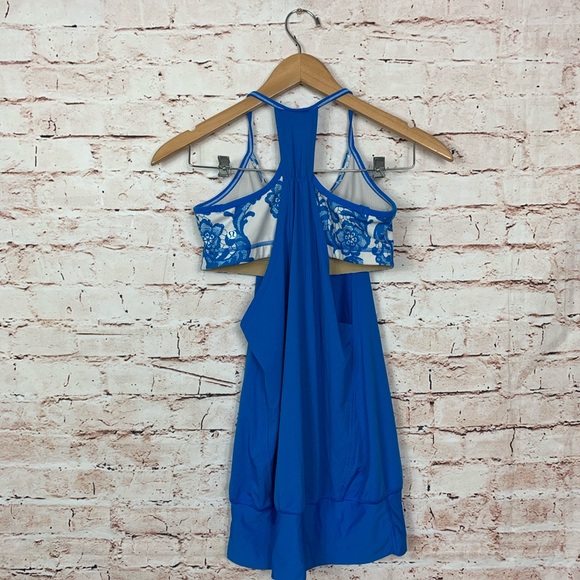 Lululemon No Limits Tank Beaming Blue Top - Picture 6 of 8